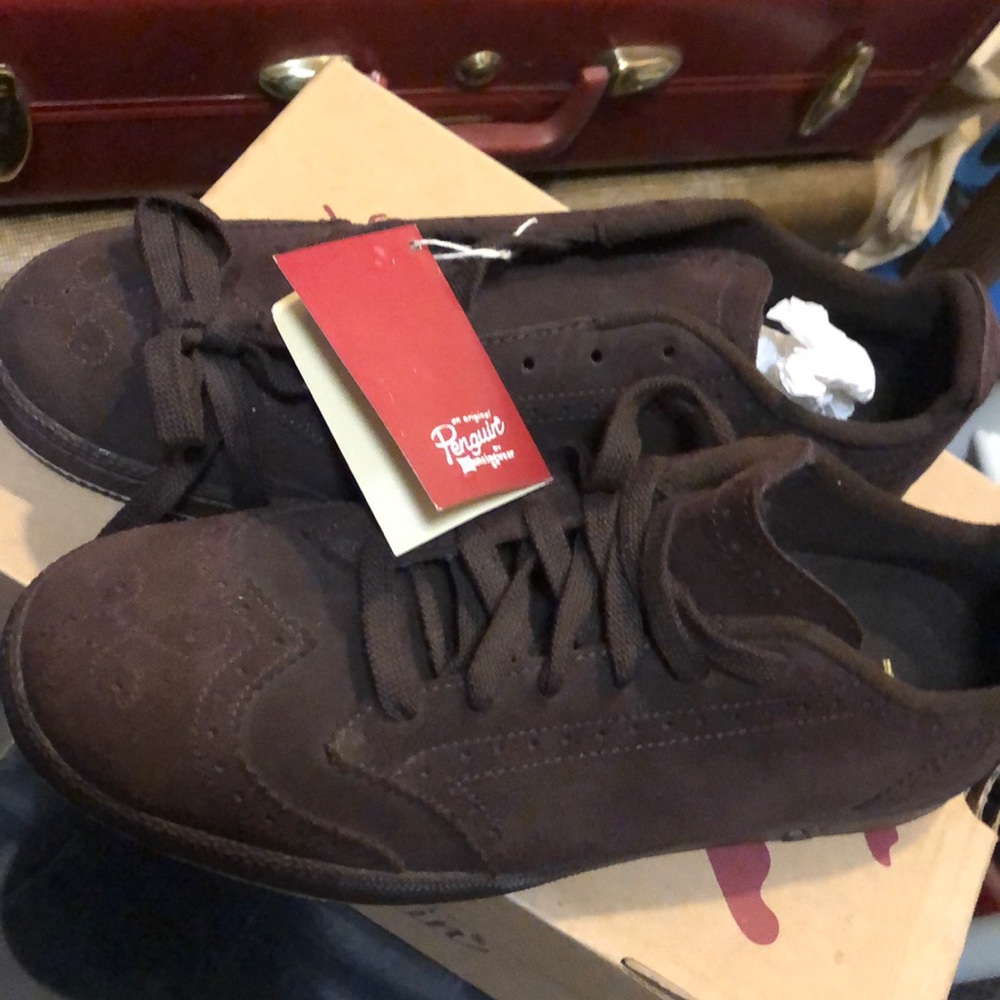 Shoes - Picture 2 of 5